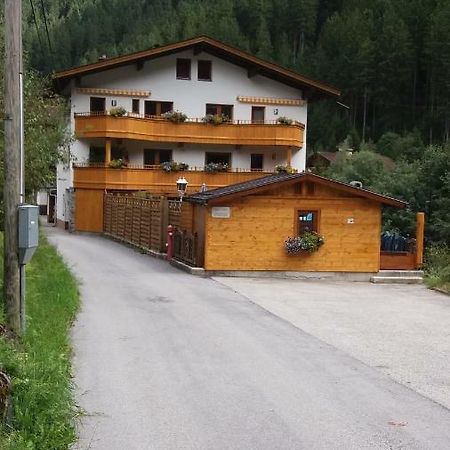 Appartement Mia Ginzling Exteriör bild